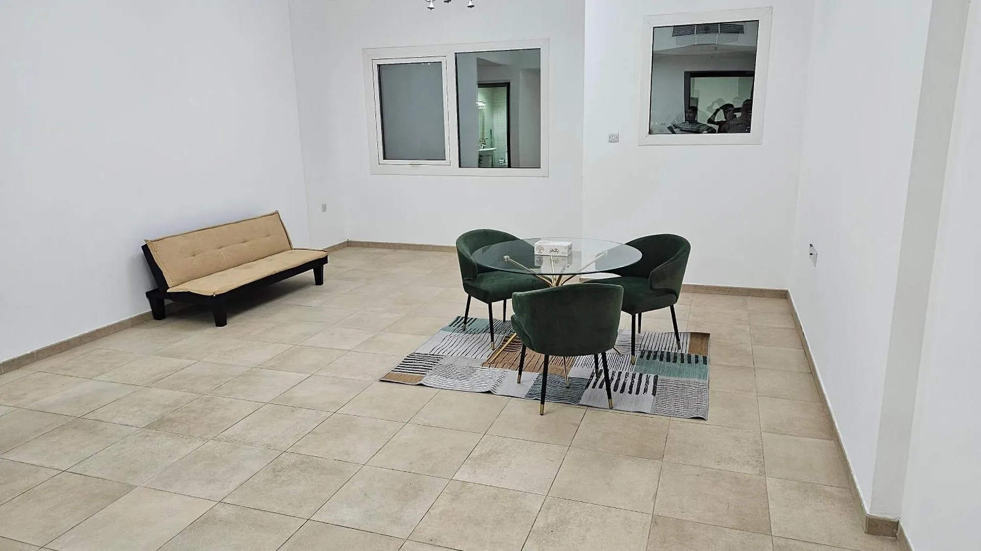 Δωμάτια σε οικογενειακή κατοικία Lavish Private Rooms Σάρτζα